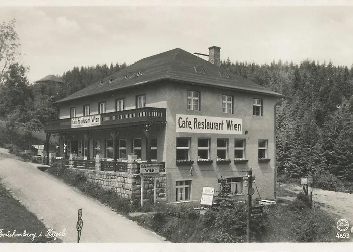 리조트 Roza Wiatrow 3*